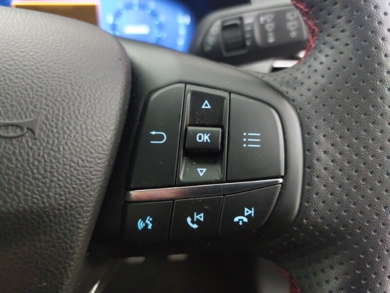 Used Ford Focus 2023 for sale - 76431604: Photo 13