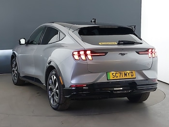 Used Ford Mustang Mach-E 2022 for sale - 77392800: Photo