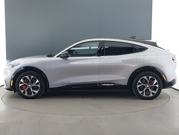 Used Ford Mustang Mach-E 2022 for sale - 77392800: Photo