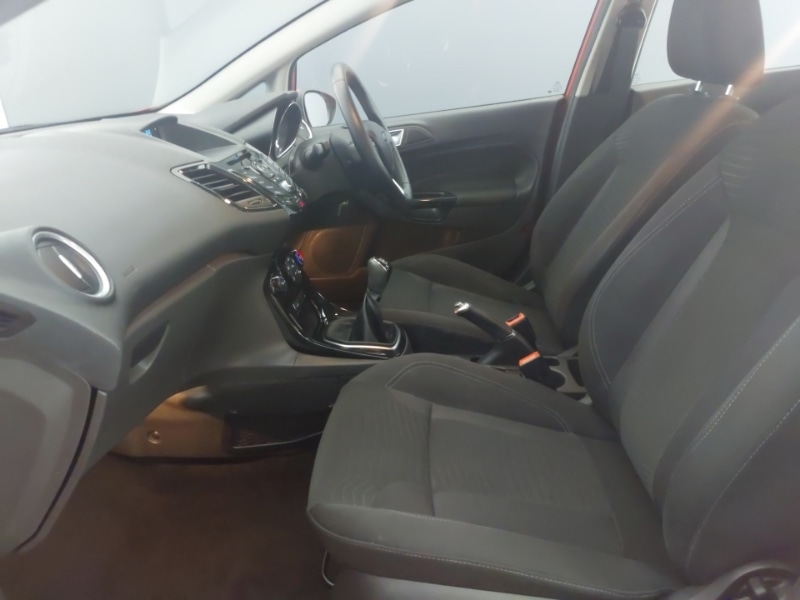 Used Ford Fiesta 2015 for sale - 77815902: Photo 5