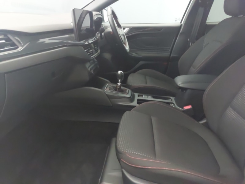 Used Ford Focus 2023 for sale - 76387817: Photo 5