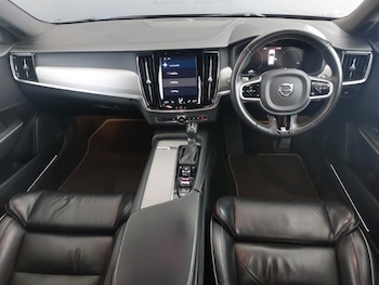 Used Volvo V90 2020 for sale - 78941216: Photo