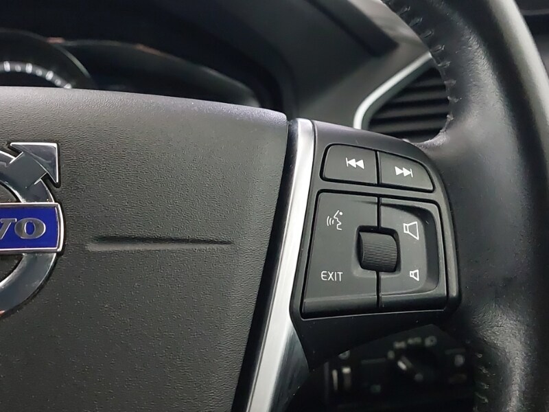 Used Volvo XC60 2017 for sale - 78224902: Photo 13