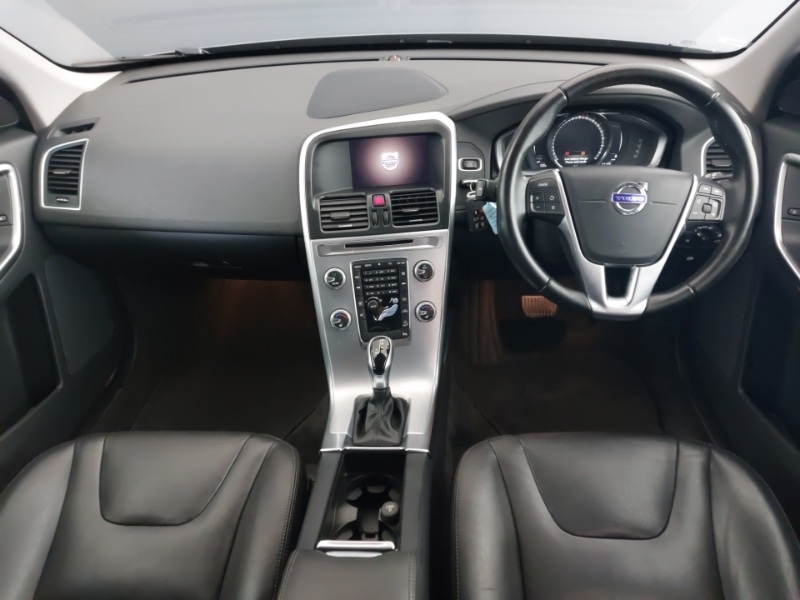 Used Volvo XC60 2017 for sale - 78224902: Photo 2