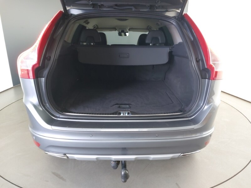 Used Volvo XC60 2017 for sale - 78224902: Photo 8