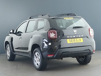 Used Dacia Duster 2019 for sale - 79324286: Photo