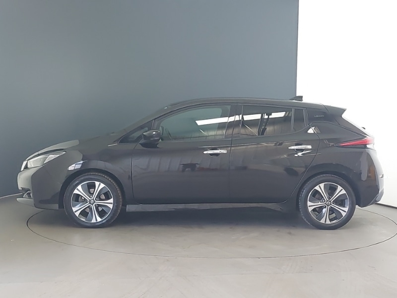 Used Nissan Leaf 2021 for sale - 77933170: Photo 4