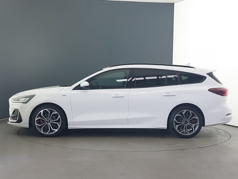 Used Ford Focus 2022 for sale - 76397424: Photo 4