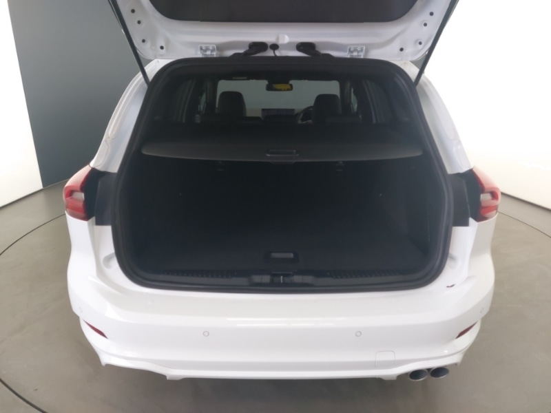 Used Ford Focus 2022 for sale - 76397424: Photo 8