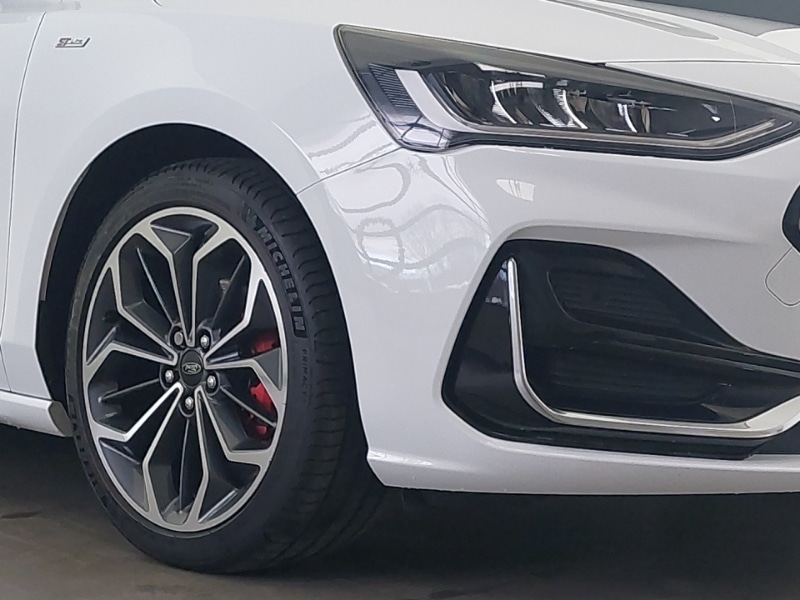 Used Ford Focus 2022 for sale - 76397424: Photo 9