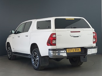 Used Toyota Hilux 2023 for sale - 75595187: Photo