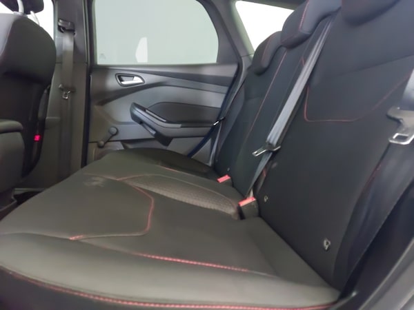 Used Ford Focus 2017 for sale - 76238077: Photo 6