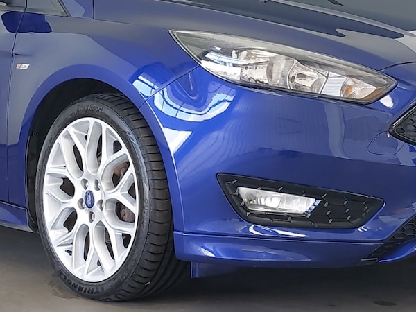 Used Ford Focus 2017 for sale - 76238077: Photo 9