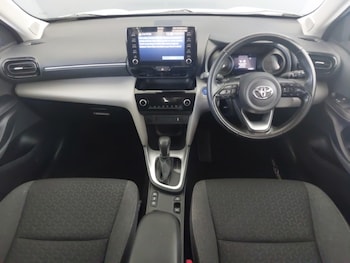 Used Toyota Yaris Cross 2022 for sale - 75914362: Photo