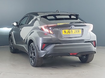 Used Toyota C-HR 2019 for sale - 79525464: Photo