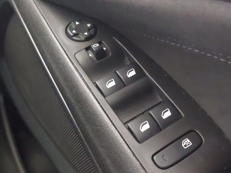 Used Vauxhall Crossland 2022 for sale - 77183615: Photo 15