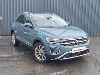 Used Volkswagen T-Roc 2022 for sale - 78700149: Photo