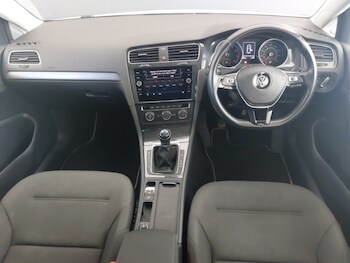 Used Volkswagen Golf 2020 for sale - 78740334: Photo