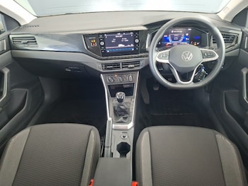 Used Volkswagen Polo 2024 for sale - 79618431: Photo