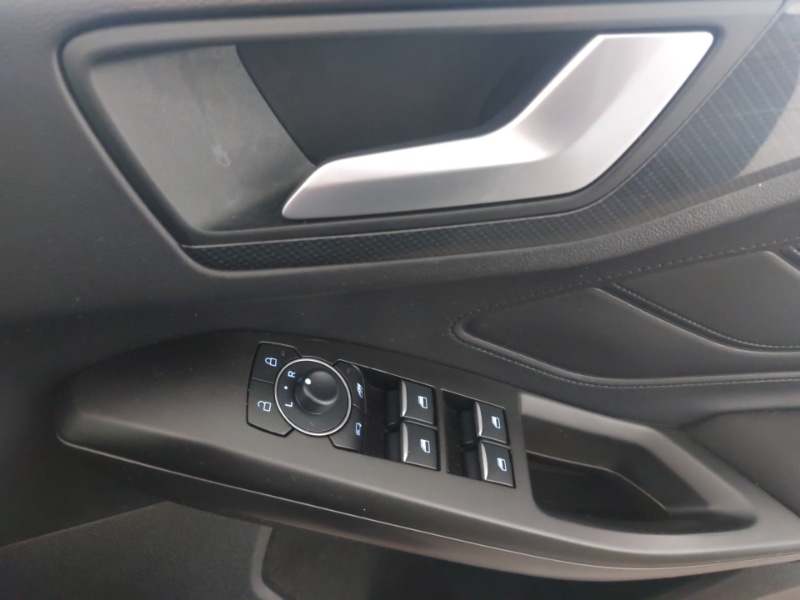 Used Ford Focus 2024 for sale - 76108115: Photo 19