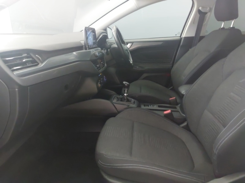 Used Ford Focus 2019 for sale - 78065739: Photo 5