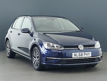 Volkswagen - Golf