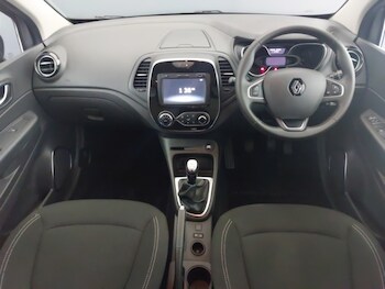 Used Renault Captur 2019 for sale - 77491214: Photo