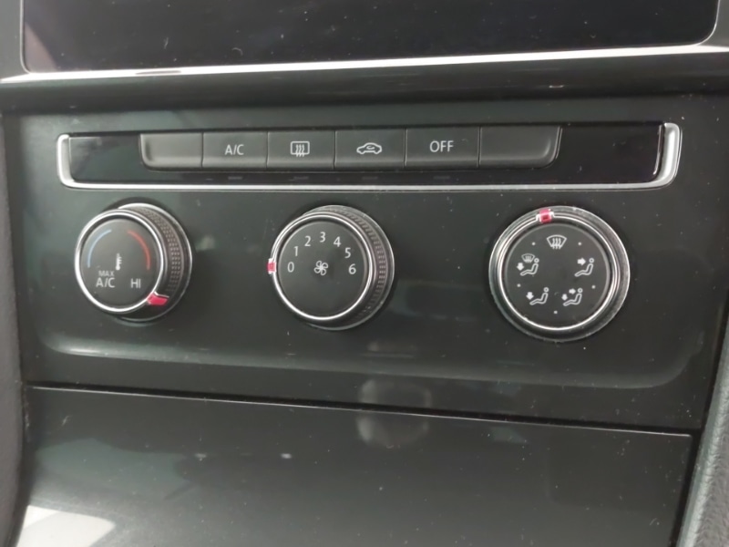 Used Volkswagen Golf 2019 for sale - 78032727: Photo 15