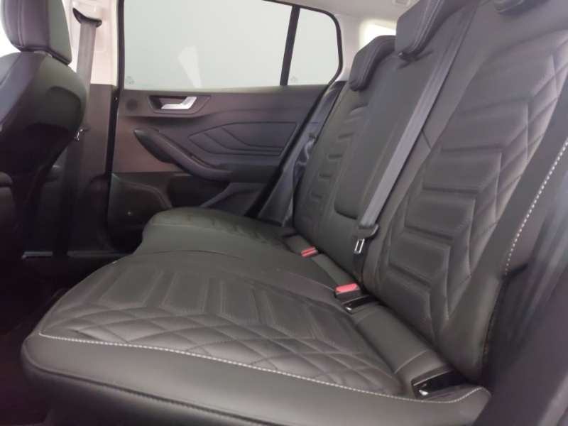 Used Ford Focus 2023 for sale - 77126156: Photo 6