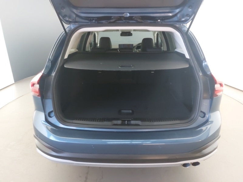 Used Ford Focus 2023 for sale - 77126156: Photo 8