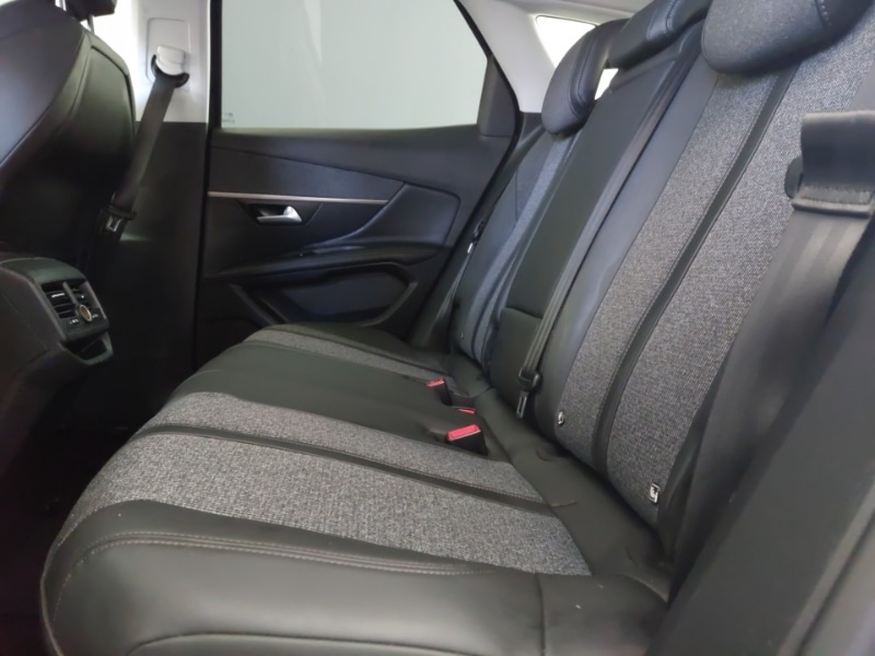 Used Peugeot 3008 2018 for sale - 76779392: Photo 6