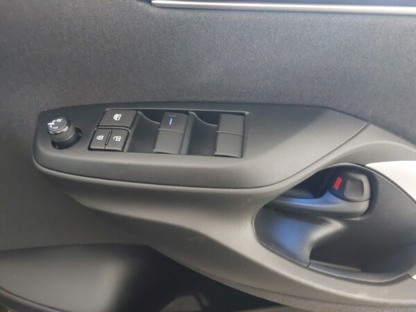 Used Toyota Yaris Cross 2022 for sale - 76083397: Photo 19