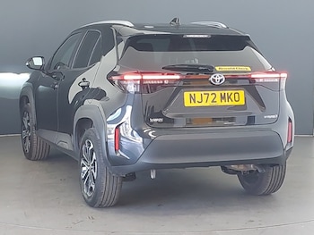 Used Toyota Yaris Cross 2022 for sale - 76083397: Photo