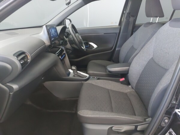 Used Toyota Yaris Cross 2022 for sale - 76083397: Photo 5