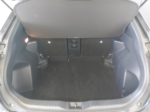 Used Toyota Yaris Cross 2022 for sale - 76083397: Photo 8