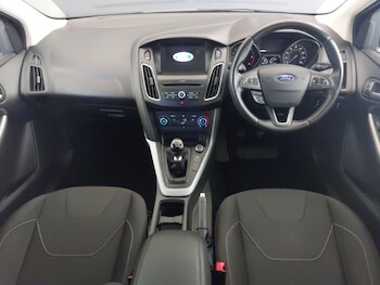 Used Ford Focus 2017 for sale - 76683380: Photo