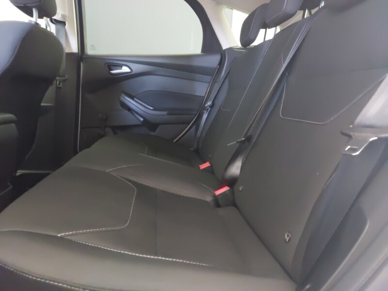 Used Ford Focus 2017 for sale - 76683380: Photo 6
