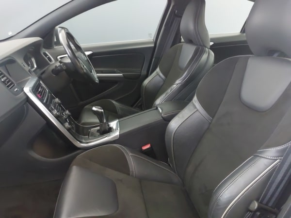 Used Volvo S60 2018 for sale - 76294010: Photo 5