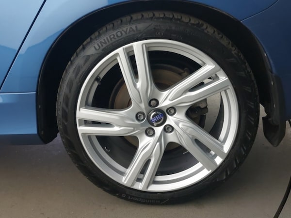 Used Volvo S60 2018 for sale - 76294010: Photo 9
