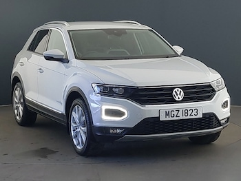 Used Volkswagen T-Roc 2018 for sale - 77881568: Photo