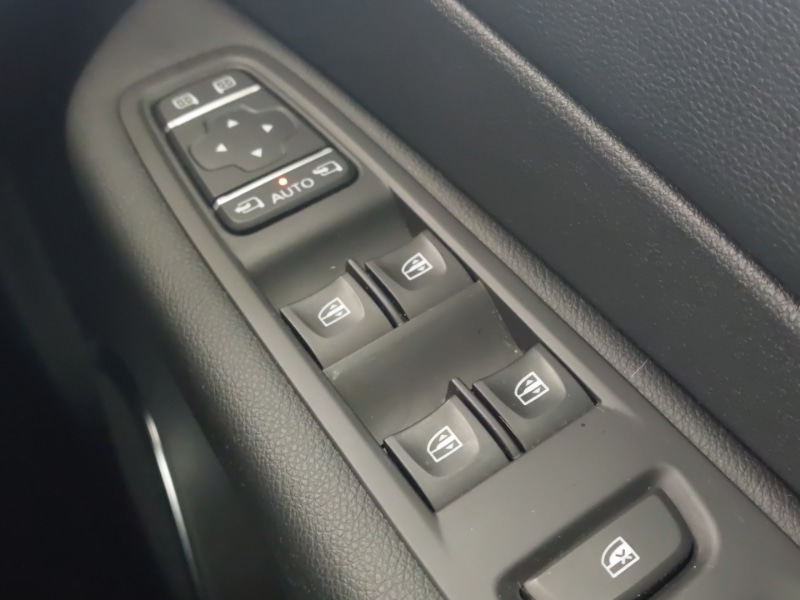 Used Renault Captur 2019 for sale - 77987702: Photo 15