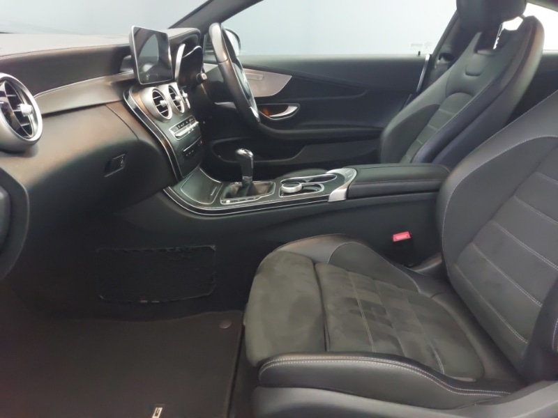 Used Mercedes-Benz C Class 2019 for sale - 76450871: Photo 5