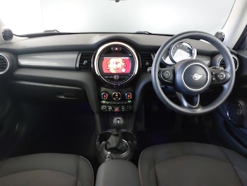 Used MINI Hatch 2019 for sale - 78478077: Photo