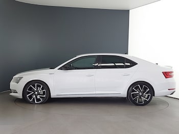 Used Skoda Superb 2017 for sale - 78611640: Photo