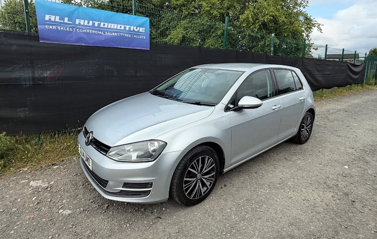Used Volkswagen Golf 2014 for sale - 76380397: Photo 1