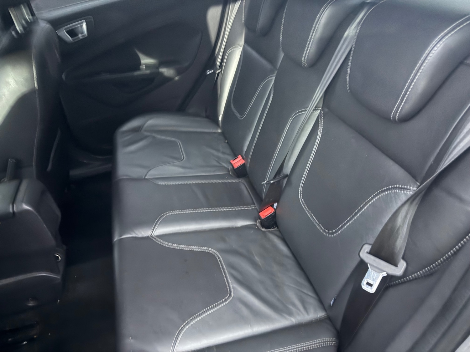 Used Ford Fiesta 2015 for sale - 76418529: Photo 8