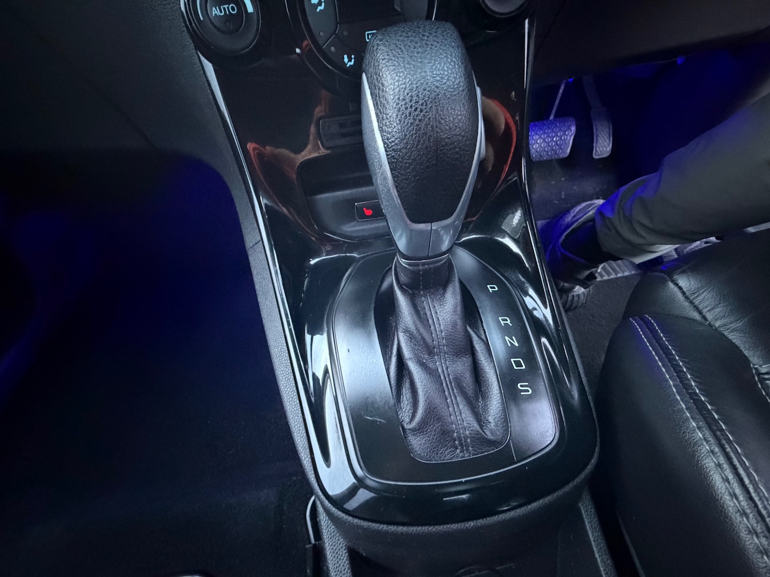 Used Ford Fiesta 2015 for sale - 77620689: Photo 12