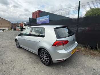Used Volkswagen Golf 2014 for sale - 74953069: Photo