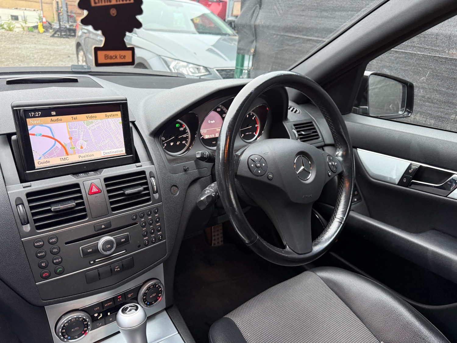 Used Mercedes-Benz C Class 2011 for sale - 76375459: Photo 10
