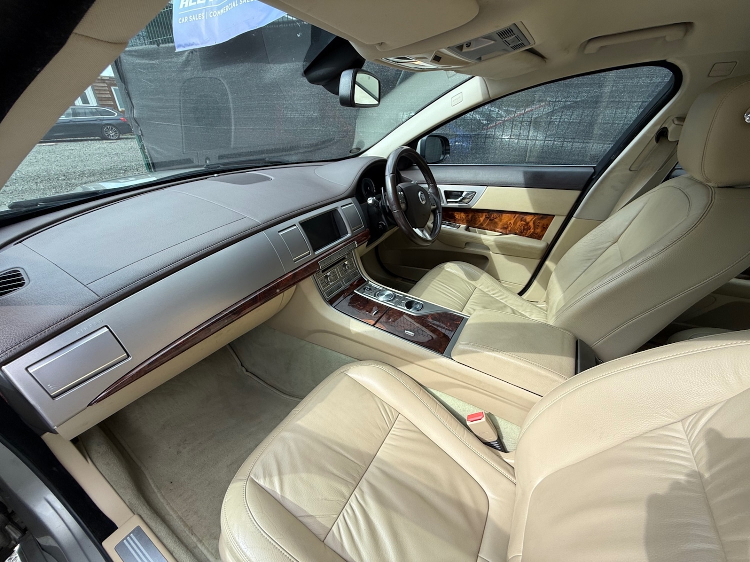 Used Jaguar XF 2010 for sale - 76375586: Photo 10